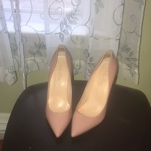 Nude Pump Sz 12